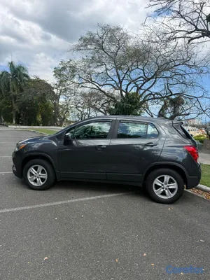 jeepetas y camionetas - VENDO JEEPETA CHEVROLET TRAX 2020 5