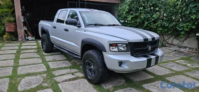Camioneta Dodge Dakota en muy buenas condiciones g