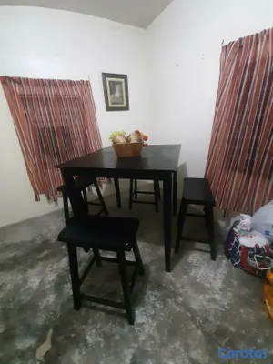 muebles y colchones - Comedor negro con 4 bancos 4
