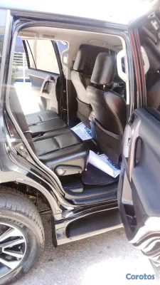 jeepetas y camionetas - Toyota Land Cruisser Prado 2017 TXL, Nueva 6
