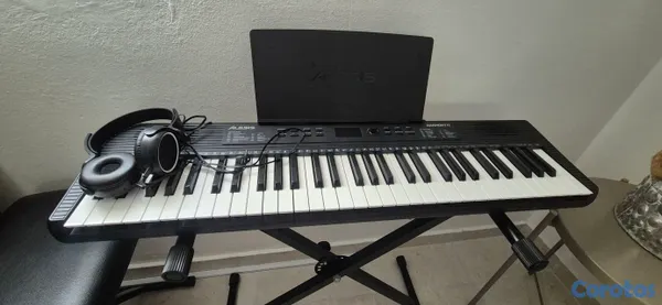 instrumentos musicales - Piano eléctrico con bulto portatil marca Alesis Melody 61 MK4  3