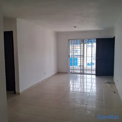 apartamentos - 🏠 ¡Apartamento en alquiler!
📍 Autopista San Isidro (frente a la zona) 19