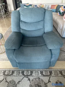 Oferta, por la mitad se su precio. Me voy del
país en tres semanas. 
