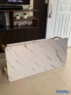 decoración y accesorios - Mesa de centro y cuadros para sala-comedor  2
