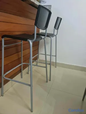 decoración y accesorios - 2 Sillas altas, perfectas para  El desayunador 4