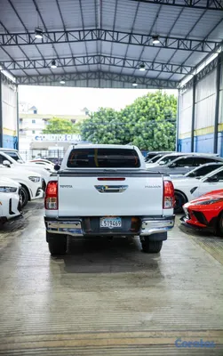 jeepetas y camionetas - Toyota Hilux 2.4 2025  5