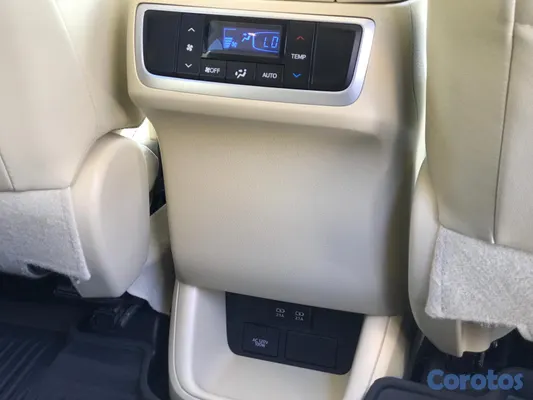 jeepetas y camionetas - Toyota highlander Limited 2018 De Oportunidad  10