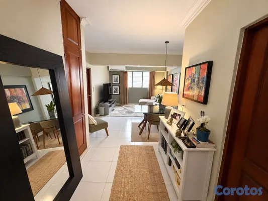 apartamentos - 🏡 ¡Apartamento en venta en Evaristo Morales por US 2