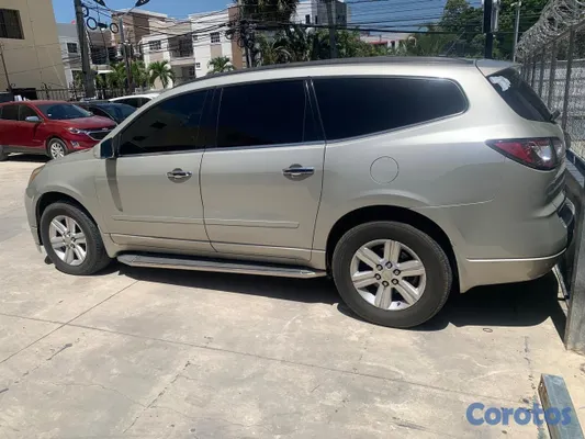 jeepetas y camionetas - CHEVROLET TRAVERSE DE OPORTUNIDAD  6