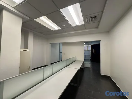 oficinas y locales comerciales - OFICINA INDEPENDIENTE DE 800 M² EN ALQUILER EN NACO | AV. TIRADENTES 6