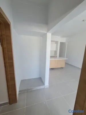 apartamentos - Alquio zona universitaria dos habitaciones 2.5 baños dos parqueos balcón planta 9