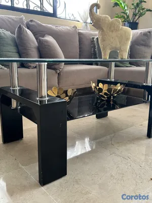 muebles y colchones - Mesa de centro moderna de cristal y base negra 2