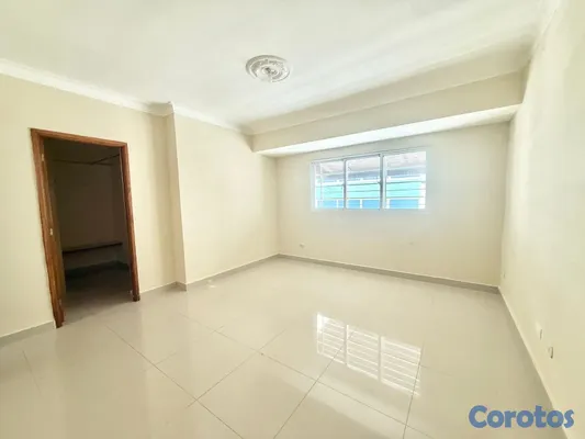 apartamentos - vendo en el millón piso 4 tres habitaciones 2.5 baños dos parqueos lineales tec 5