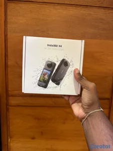 Insta 360 x4