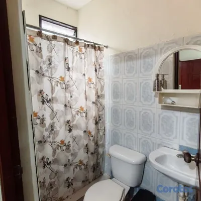 casas - Se vende amplia vivienda con cuatro dormitorios, m 4