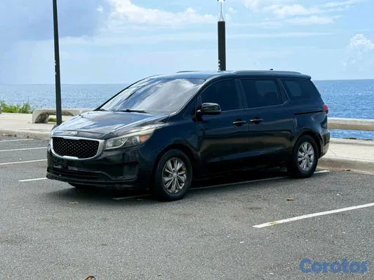 jeepetas y camionetas - Kia Sedona 2015 2