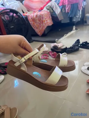 ropa y zapatos - Tenis de niñas 4