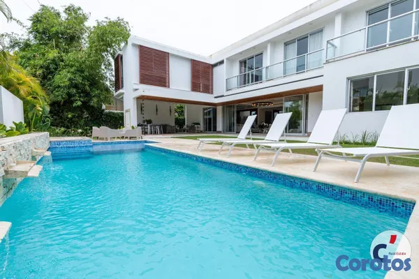 casas - VILLA AURA | 5BR Luxury Modern Villa with Active A 3