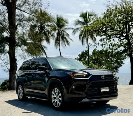 jeepetas y camionetas - Toyota grand higlander 2024 6