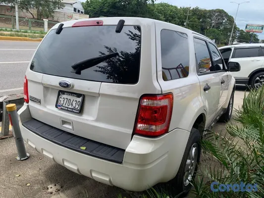 jeepetas y camionetas - FORD ESCAPE 2010 DE OPORTUNIDAD  5