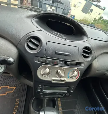 carros - Toyota Vitz 2005 -285mil 9
