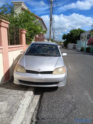carros - Toyota Echo 8