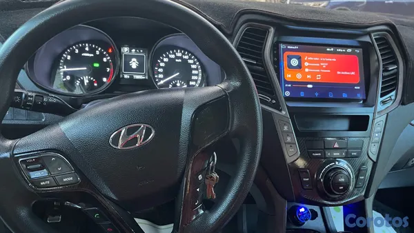 jeepetas y camionetas - Hyundai Santa Fe 16 Motor DOHC 9