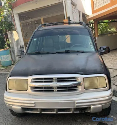 jeepetas y camionetas - Vendo Chevrolet tracker 2001 3