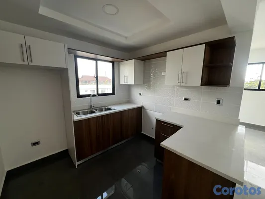 apartamentos - ¡Alquiler de Apartamento con Terraza Privada! 4