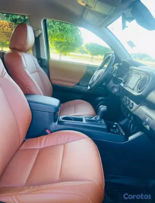 jeepetas y camionetas - Toyota tacoma sr5 2019 clean carfax  7