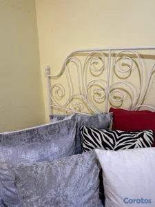cojines para muebles o cama