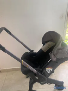 Coche y Asiento de Carro para Bebé Doona Original Gris y Negro