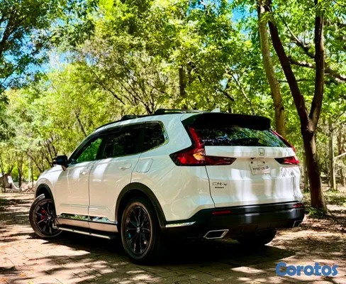 jeepetas y camionetas - Honda crv sport híbrida 2023 8