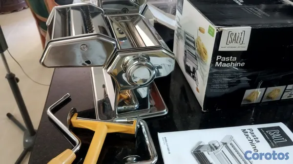 cocina - Maquina de hacer pastas marca SALT 4