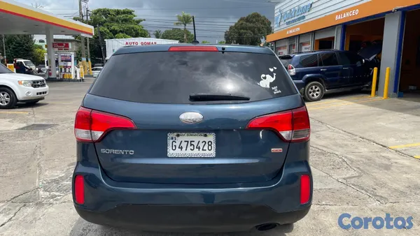 jeepetas y camionetas - OFERTA! KIA SORENTO LX 2014 COMO NUEVA. 4