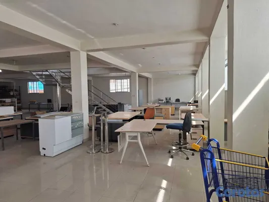 oficinas y locales comerciales - LOCAL COMERCIAL EN ALQUILER ISABEL AGUIAR 17