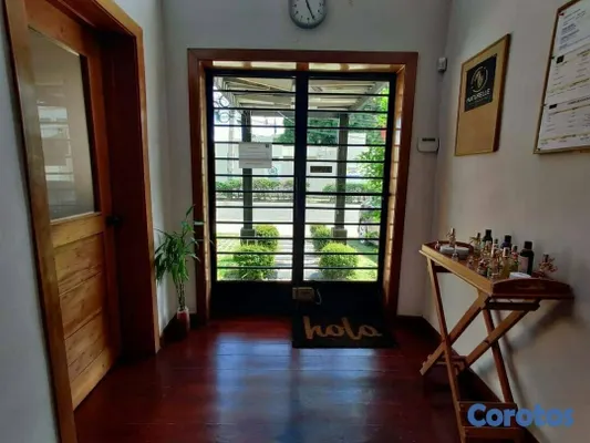 oficinas y locales comerciales - Edificio Las Praderas 8