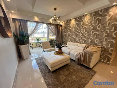 Venta de Apartamento con Terraza Privada en San Isidro
