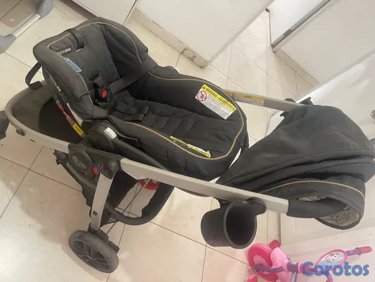 coches y sillas - Se vende cocho/car seat  5