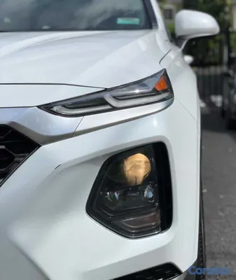 jeepetas y camionetas - Hyundai Santa Fe SE blanca año 2021 - muy buenas c 3