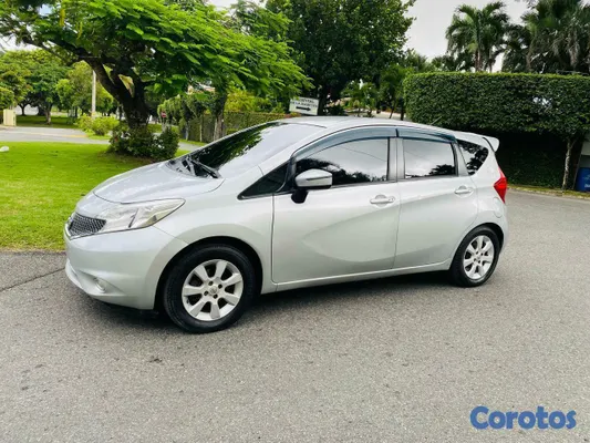 carros - Nissan note 2015 10