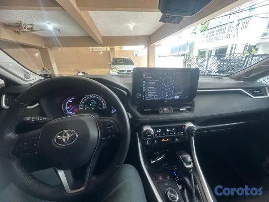 jeepetas y camionetas - Toyota Rav4 2024 Híbrido XLE full 4x4 7