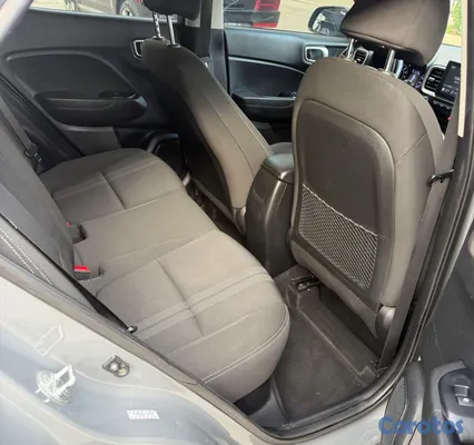 jeepetas y camionetas - Hyundai Venue SE 2021 9