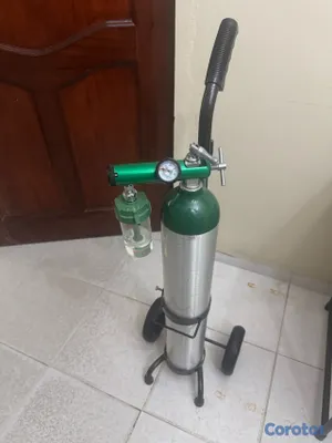 Salud y Equipamiento Médico - Tanque de Oxígeno 5 litros 2