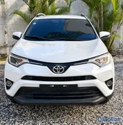 jeepetas y camionetas - Toyota RAV4 2018 de la casa nunca chocada con financiamiento pre aprobado