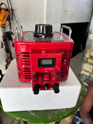 plantas e inversores - Variador Reductor Elevador De Votaje De 0 a 300 Voltio Para Técnico  6