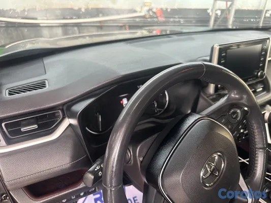 jeepetas y camionetas - Toyota RAV4 limited 3