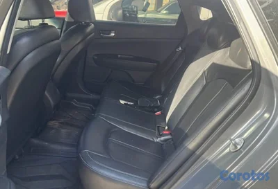 SE VENDE KIA K5 2016 | Naranja pintado gris