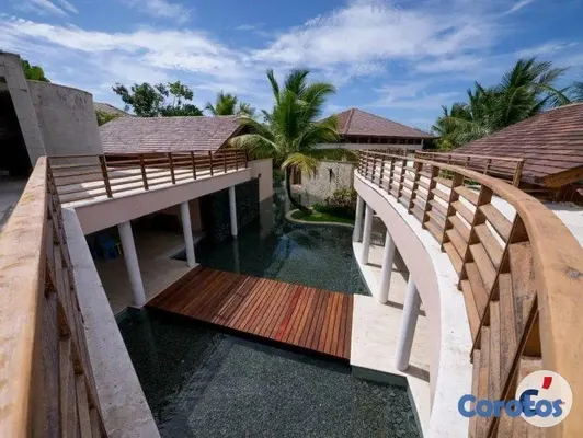 casas - Majestic 7-Bedroom Villa in Cap Cana Boasting Ocea 4