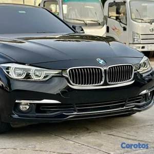 BMW SERIE 3 318i 2017 ✅️ Como nuevo